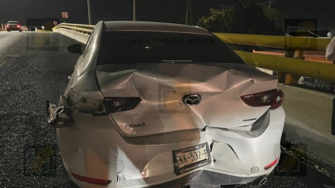 Choque por alcance en avenida Juárez deja daños materiales y un conductor detenido por ebriedad