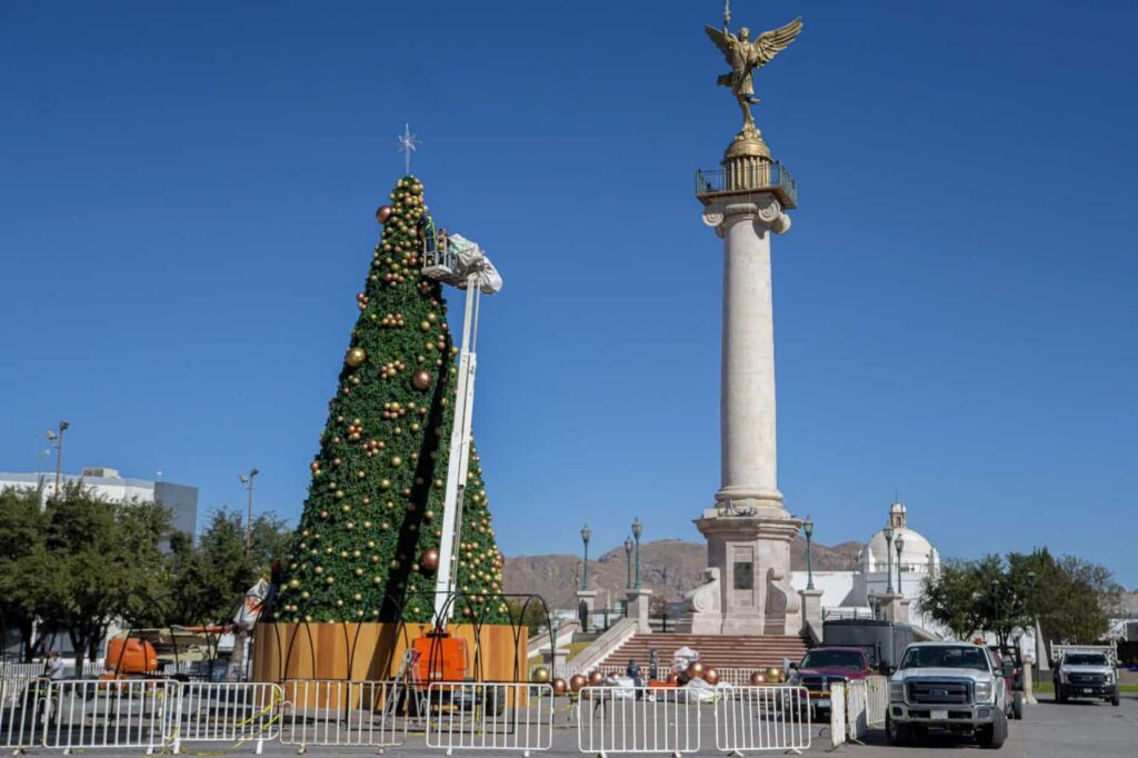 Invita Gobierno del Estado a disfrutar de las atracciones navideñas en la Plaza del Ángel