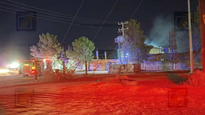 Incendio en fundidora de metales moviliza a cuerpos de emergencia en la colonia Robinson