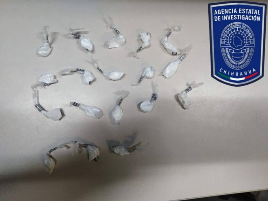 Detiene Célula BOI a pareja por posesión de narcóticos en Parral