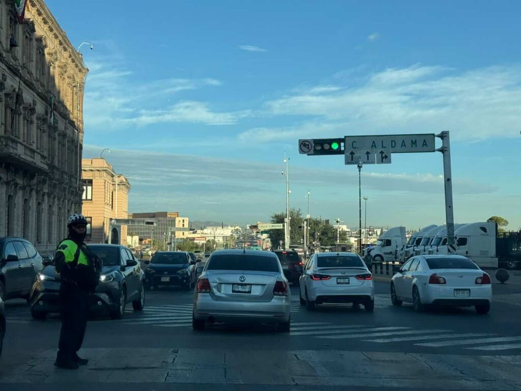 Anuncian cierre de calles y operativo vial por desfile del 20 de Noviembre