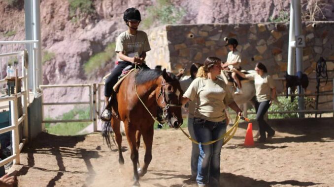 Impulsa Municipio, Equinoterapia y Terapia Sensorial para desarrollo físico, emocional y sensorial de niñas y niños
