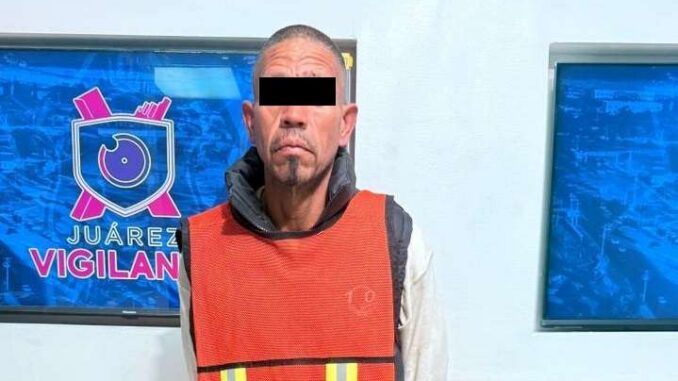 Arrestan a hombre por robo de casa en Portal del Roble