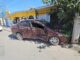 Conductora invade carril y provoca fuerte choque