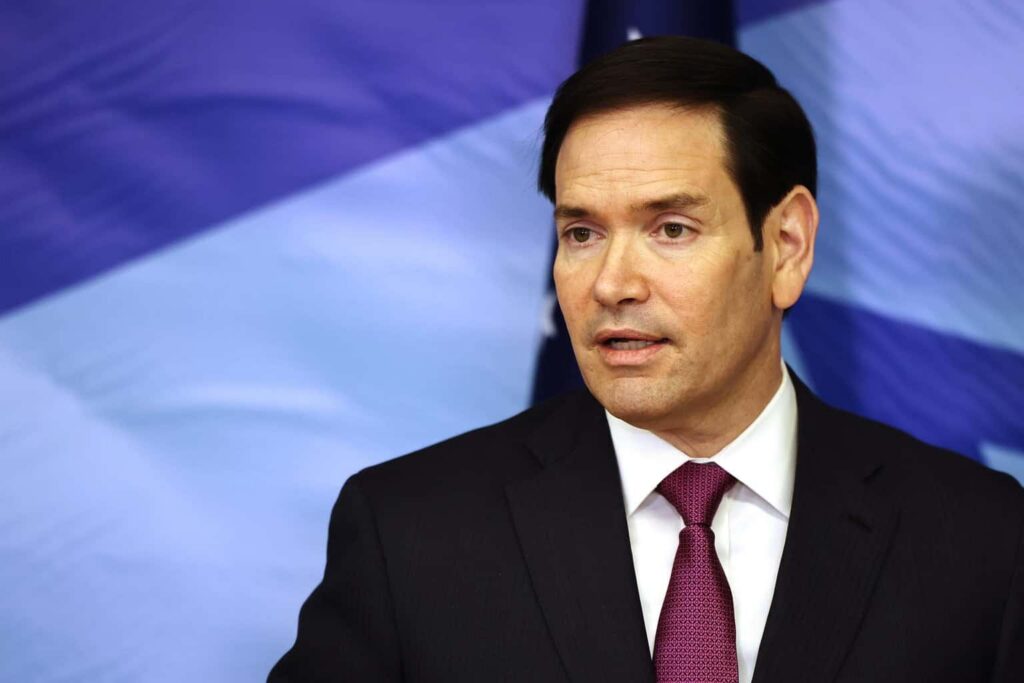 Rubio dice que EE.UU. tiene todo el derecho a operar militarmente en «su hemisferio»