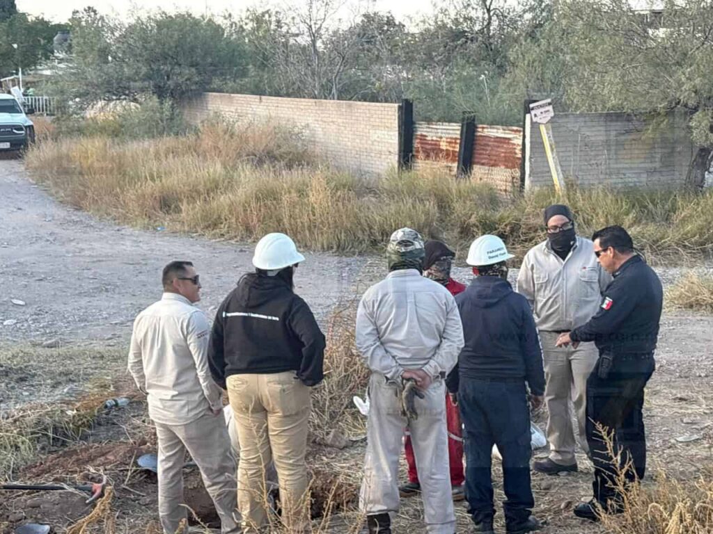 Aseguran toma clandestina en ducto de Pemex en la colonia Girasoles