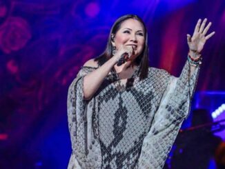 Ana Gabriel lamenta asesinato de Carlos Manzo
