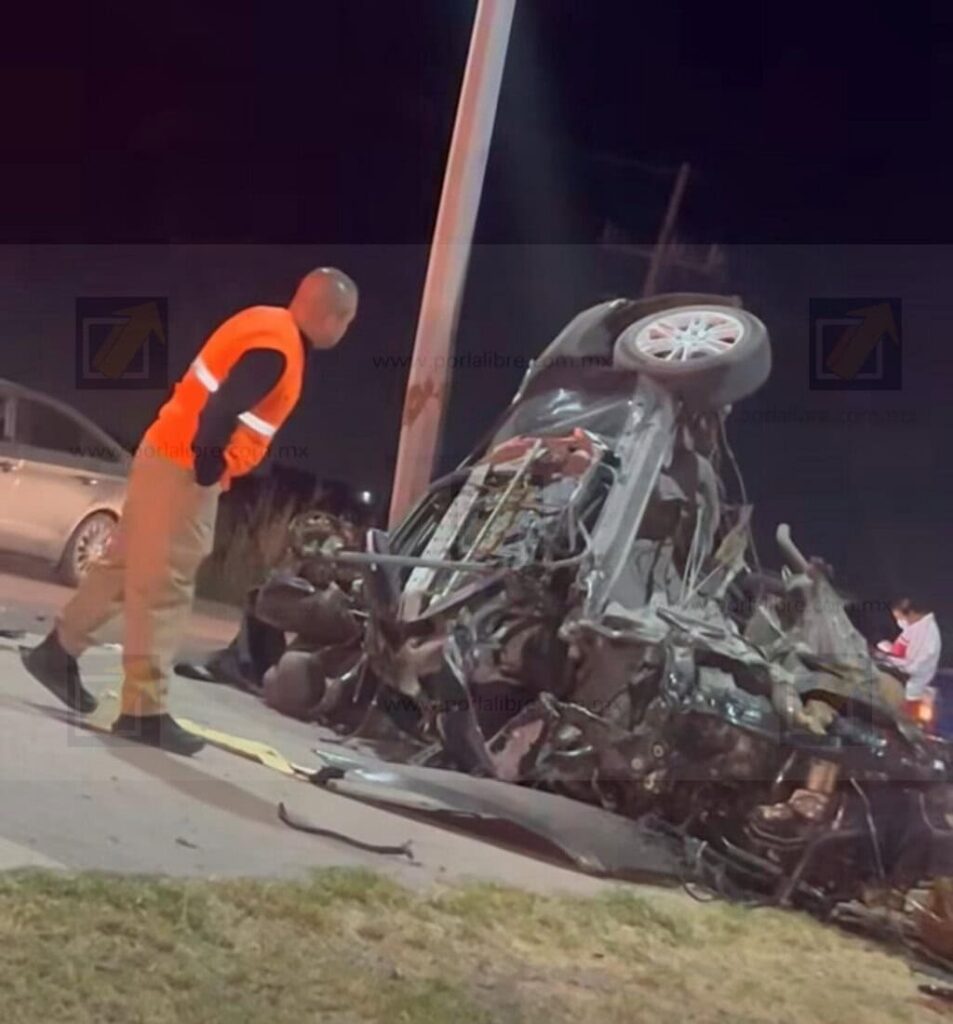 Dos jóvenes pierden la vida en fatal accidente sobre la carretera a Juárez
