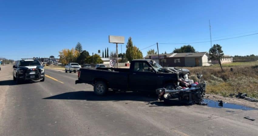 Muere motociclista en el Corredor Comercial; conductor invade carril y lo impacta