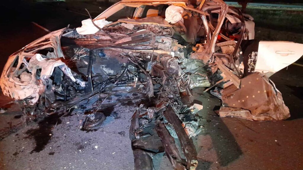 Fallece conductor tras fuerte choque en el seccional de Anáhuac