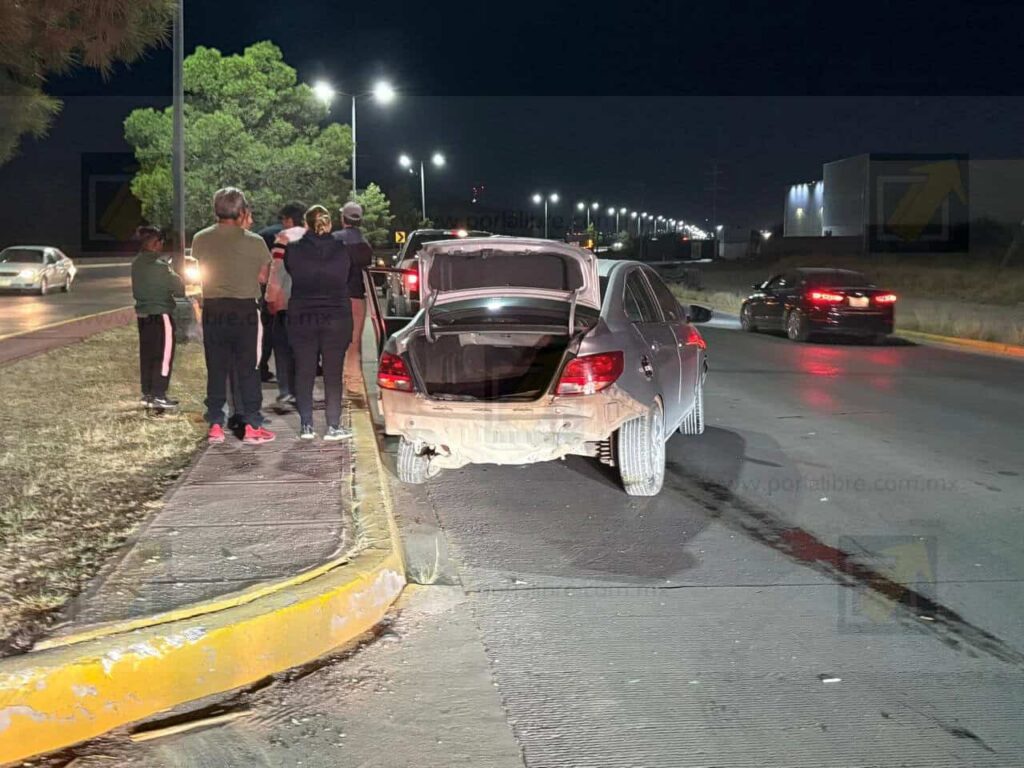 Choque con lesionado en Vialidad Sacramento y Callejón Calera