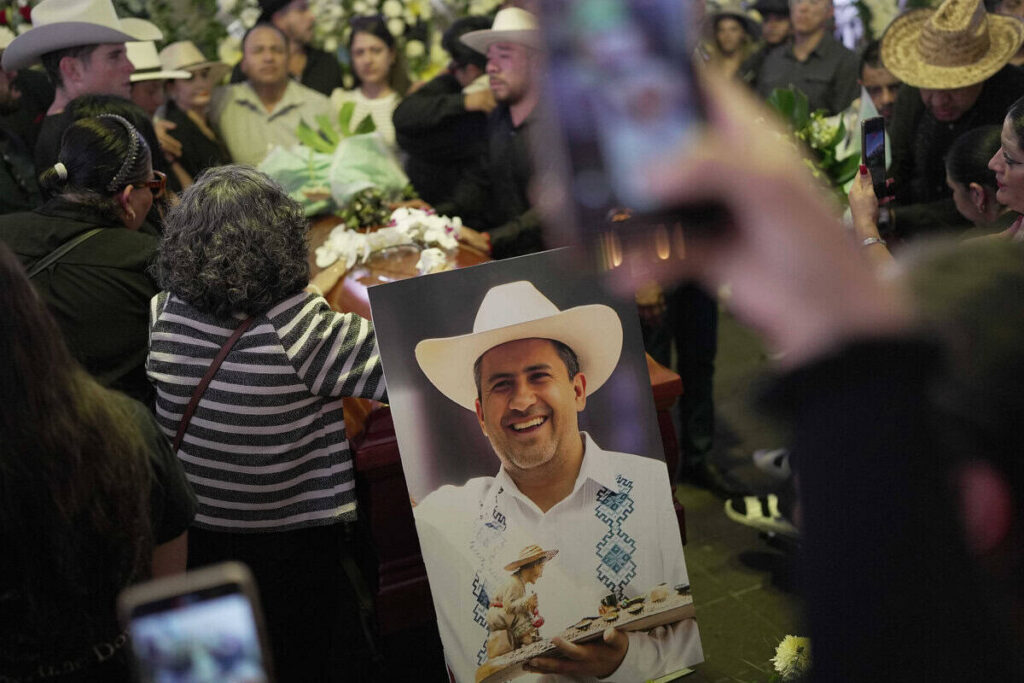 Uruapan exige justicia tras el asesinato del alcalde Carlos Manzo