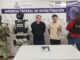 Detienen a dos adultos y un menor de edad por usurpación de funciones y portación de arma de fuego