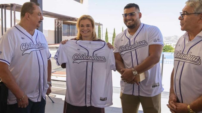 Maru Campos destaca talento y perseverancia de deportistas chihuahuenses
