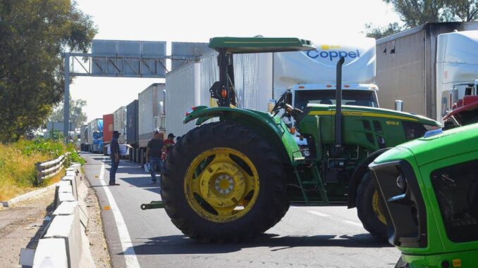 Estas son las autopistas reabiertas por agricultores tras acuerdo con Gobierno federal