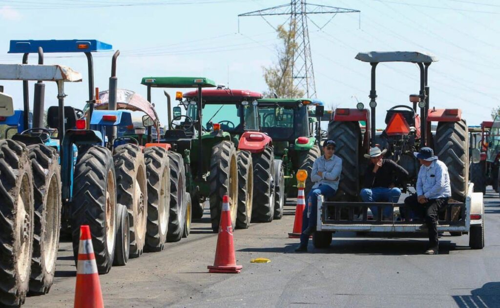 agricultores mantendrán bloqueos si Gobierno no eleva oferta por tonelada de maíz