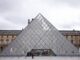 Detienen a dos sospechosos por robo al Museo del Louvre
