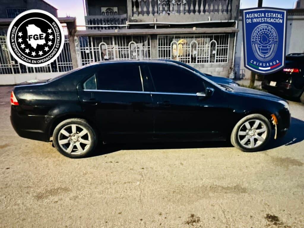 Captura Fiscalía Especializada a pareja en flagrancia por posesión de narcóticos en Juárez