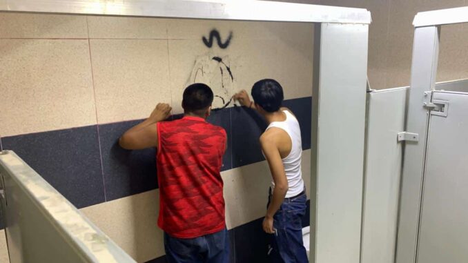 Vandalizan Polideportivo Luis H. Álvarez; detuvieron a responsables gracias a las cámaras