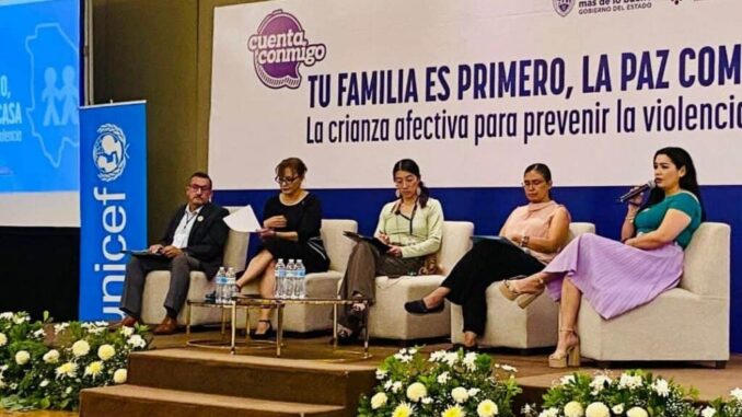 Participa FEM en conferencia sobre crianza positiva de niñas, niños y adolescentes en Ciudad Juárez