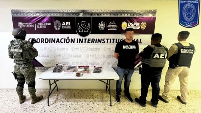 Detienen en operativo conjunto a hombre con droga y dos armas de fuego