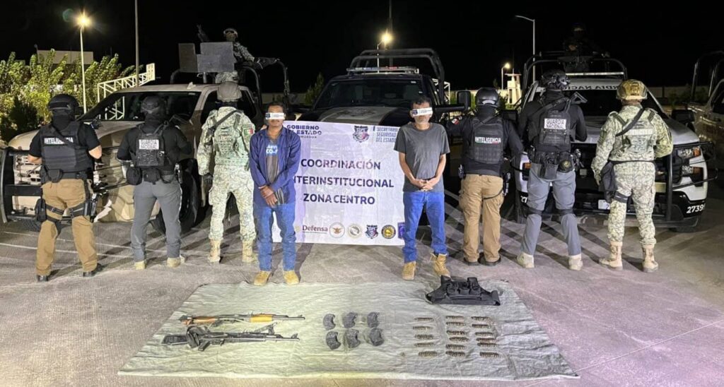 Detienen a dos guatemaltecos con armas en operativo conjunto en Coyame