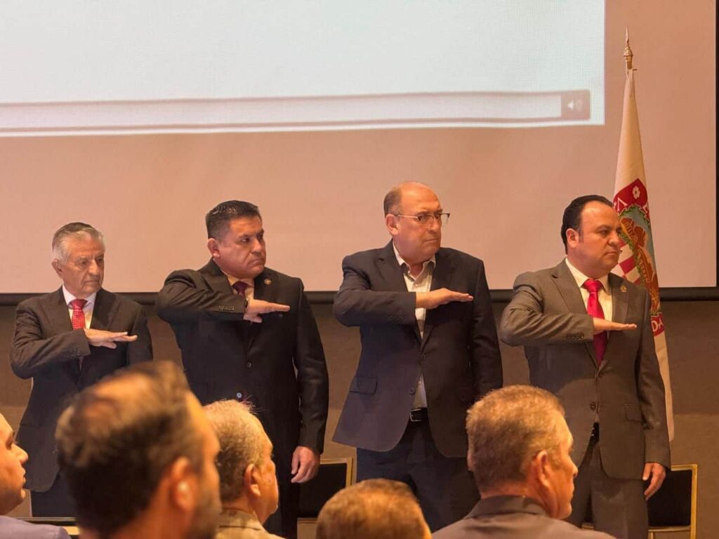 Guillermo Ramírez destaca la labor de Alejandro Domínguez en su Primer Informe de Actividades