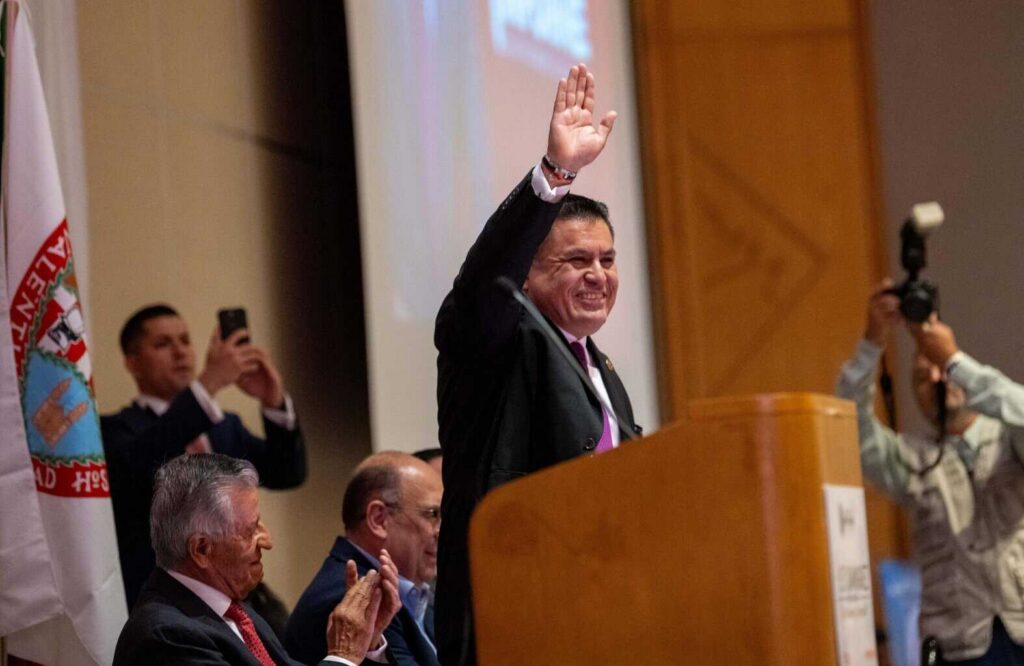 Rinde Alex Domínguez su Primer Informe Legislativo