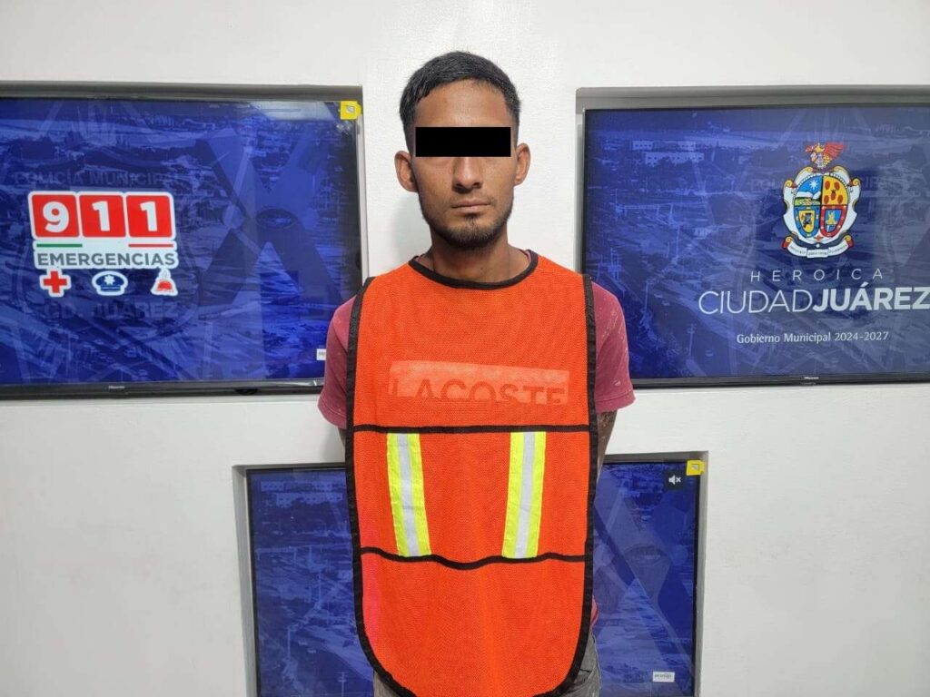 Detienen a motociclista por uso indebido de documentos