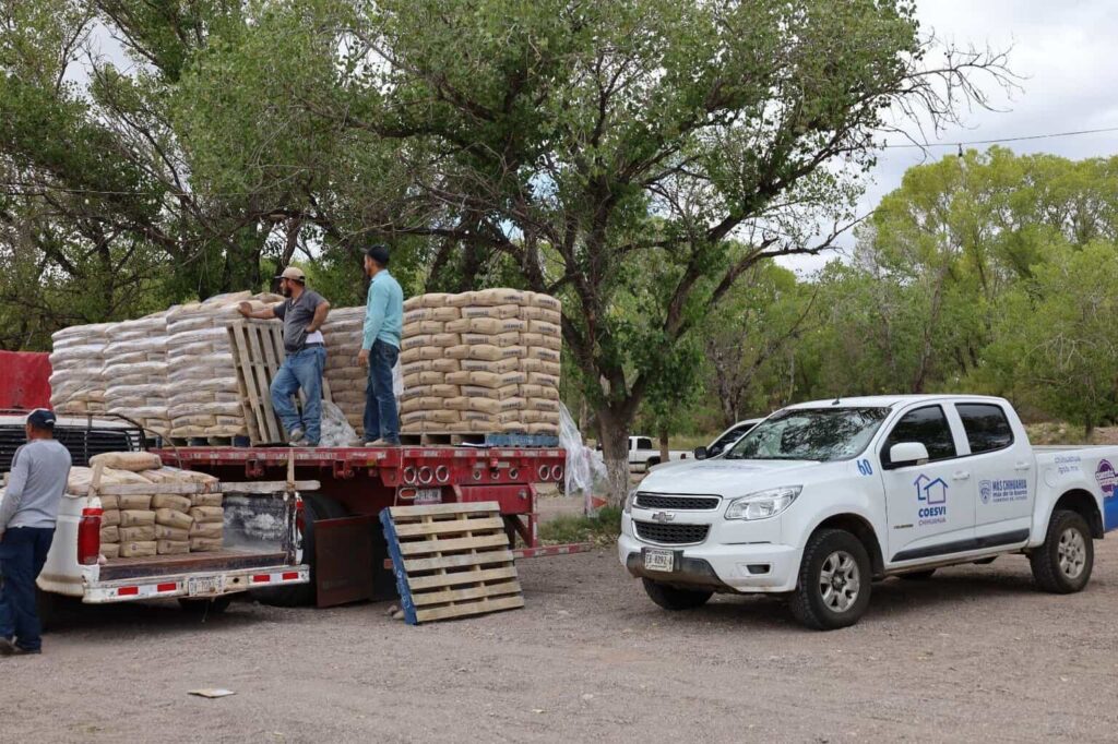 Beneficia Coesvi a 48 familias de Santa Isabel con materiales para mejorar sus viviendas