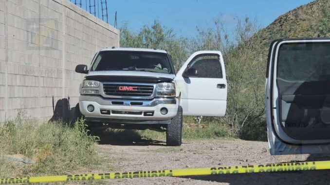 Robo de camioneta termina en persecución y arresto en colonia Paso del Norte