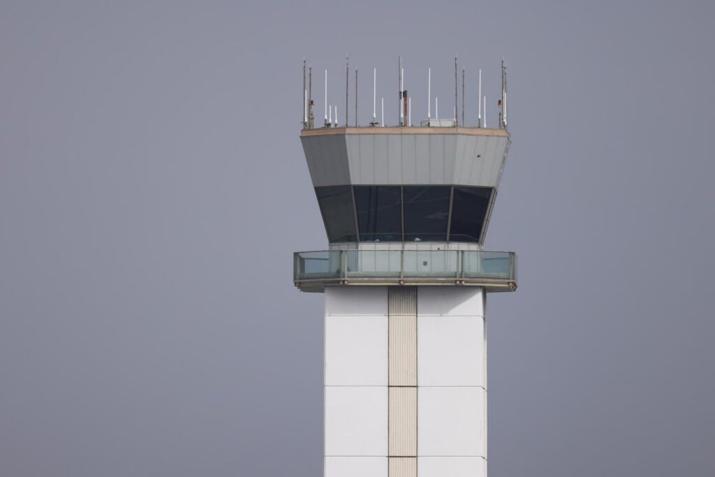El cierre del Gobierno federal amenaza con paralizar el tráfico aéreo de EE.UU., como en 2019