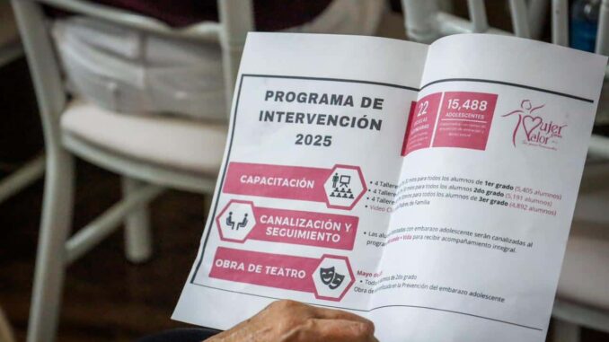 Capacita DIF Municipal a docentes y directivos de escuelas del programa “Conecta Contigo”