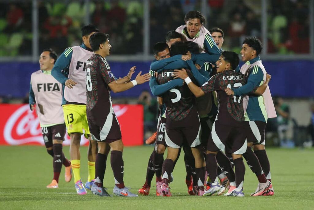 México derrota al anfitrión Chile y pasa a los cuartos de final del Mundial Sub-20