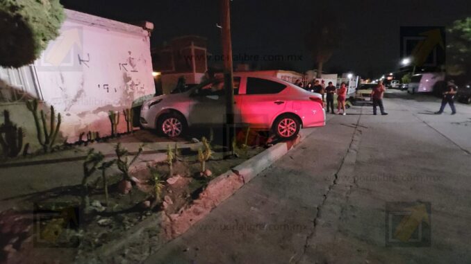 Fuerte choque en la colonia Villa deja daños materiales pero sin lesionados