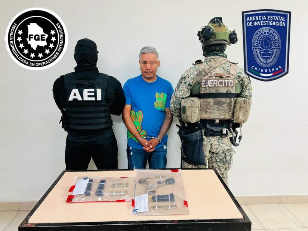 Detienen FEOE y DEFENSA a masculino con un arma de fuego en la colonia El Barreal de Cd. Juárez