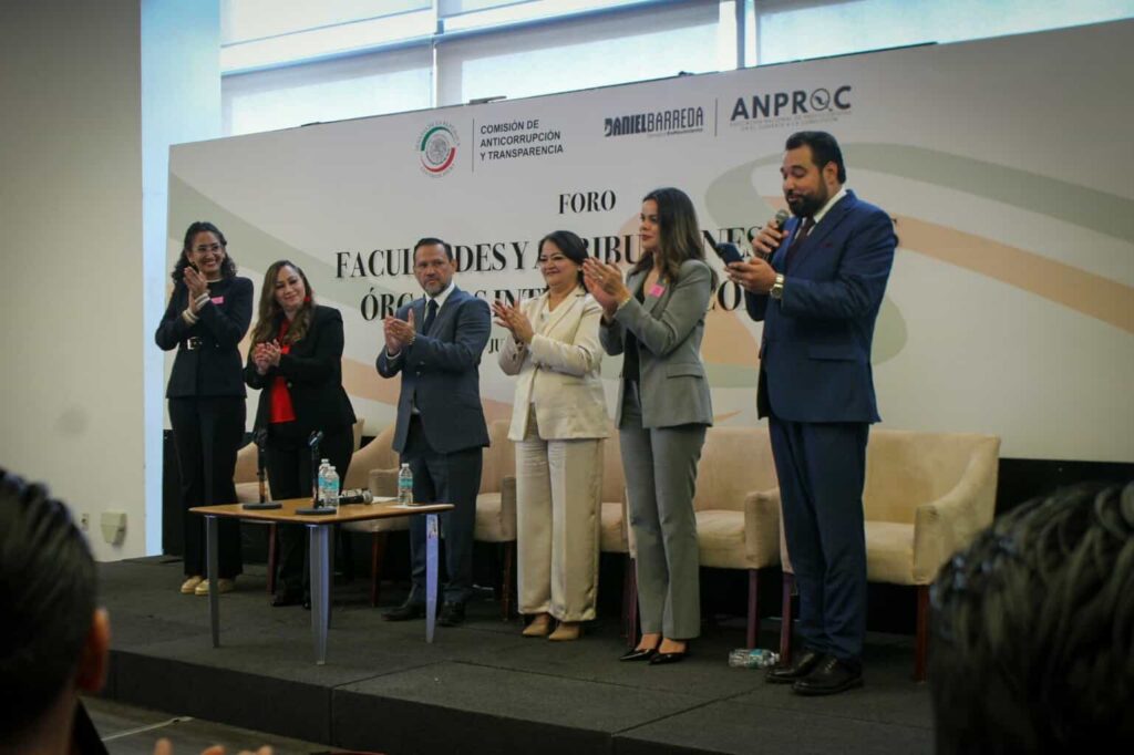 Comparte Municipio acciones anticorrupción en el Senado de la República