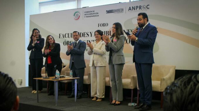 Comparte Municipio acciones anticorrupción en el Senado de la República
