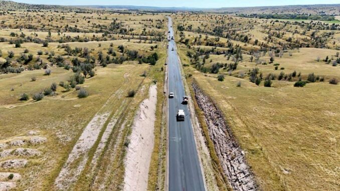 Invierte Gobierno del Estado 86 millones de pesos en la rehabilitación integral de la carretera Chihuahua-Namiquipa