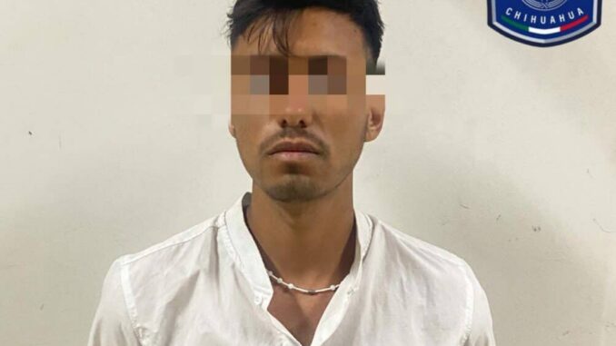 Detiene AEI a motociclista por posesión de metanfetamina en Parral
