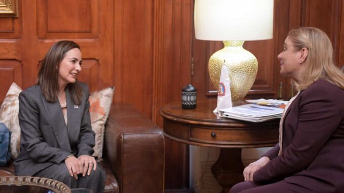 Maru Campos sostiene reunión de trabajo con presidenta del Tribunal Superior de Justicia