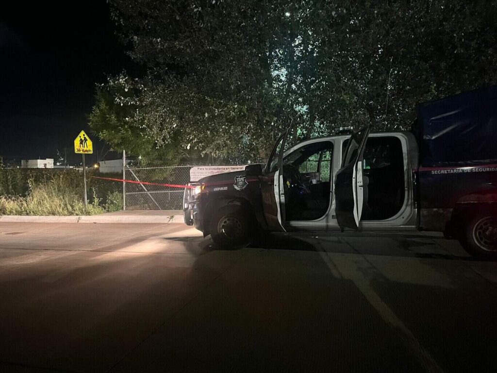 Cuelgan narcomantas en distintos puntos de Cuauhtémoc