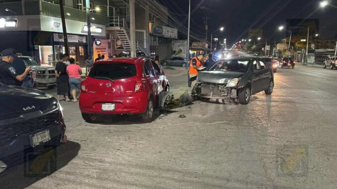 Carambola vehicular en la colonia Inalámbrica deja una mujer lesionada