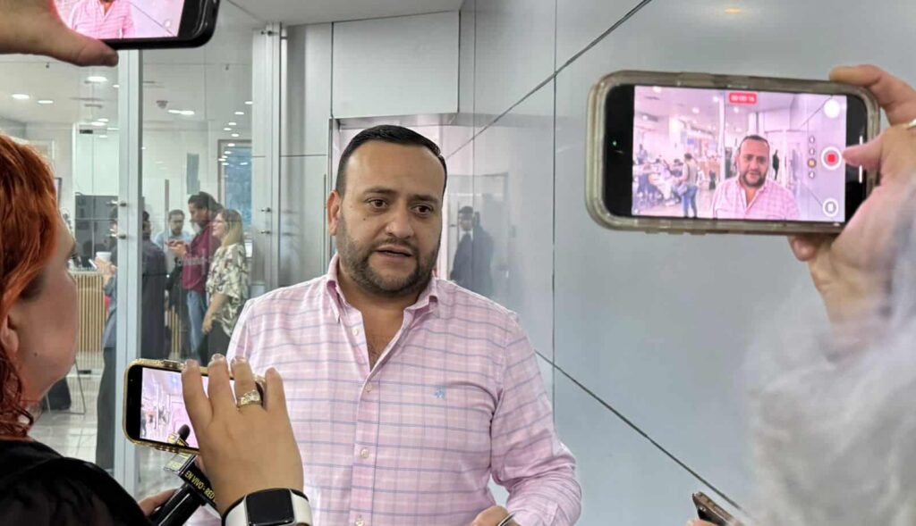 Pide Arturo Medina a Sheinbaum se comprometa con ganaderos en su visita a Chihuahua
