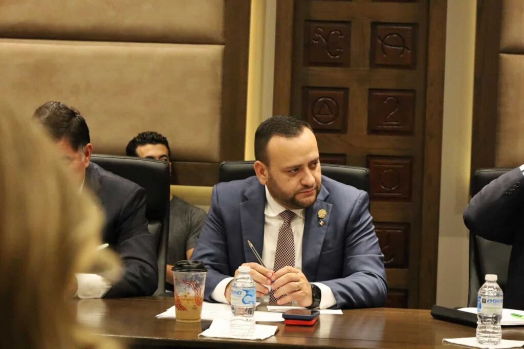 Gobierno Federal debe cerrar inmediatamente frontera sur al cruce de ganado: Arturo Medina