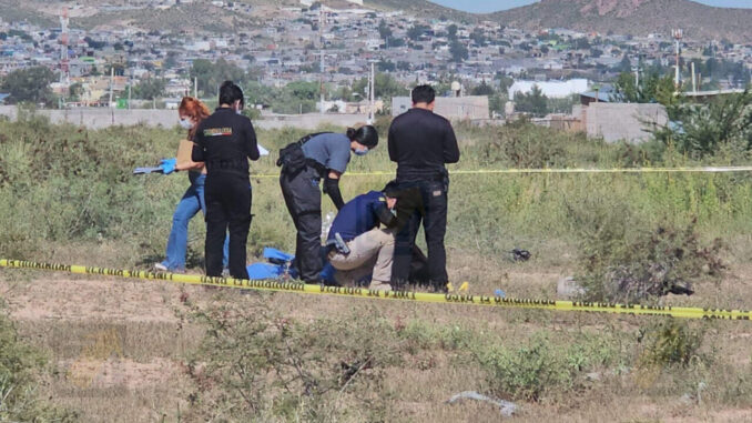 Hallan cadáver con tiro de gracia en la colonia Santa Elena