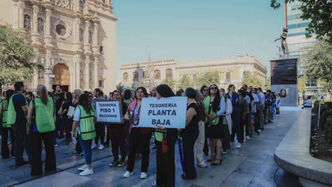 Participan más de 2 mil personas en simulacro de evacuación en edificios municipales