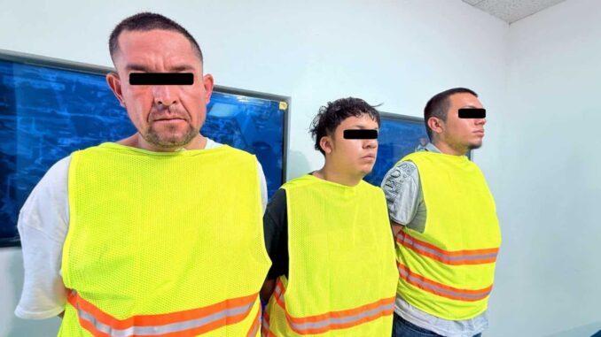 Arrestan a 3 por intento de robo con violencia