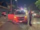 Choque y volcadura en avenida Teófilo Borunda deja una conductora lesionada
