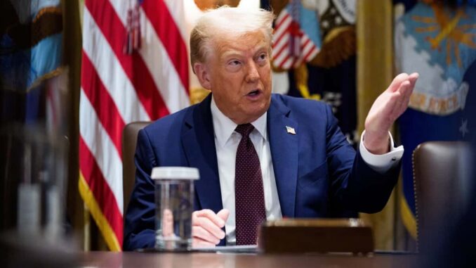 Trump pide a empresas extranjeras «respetar» leyes migratorias